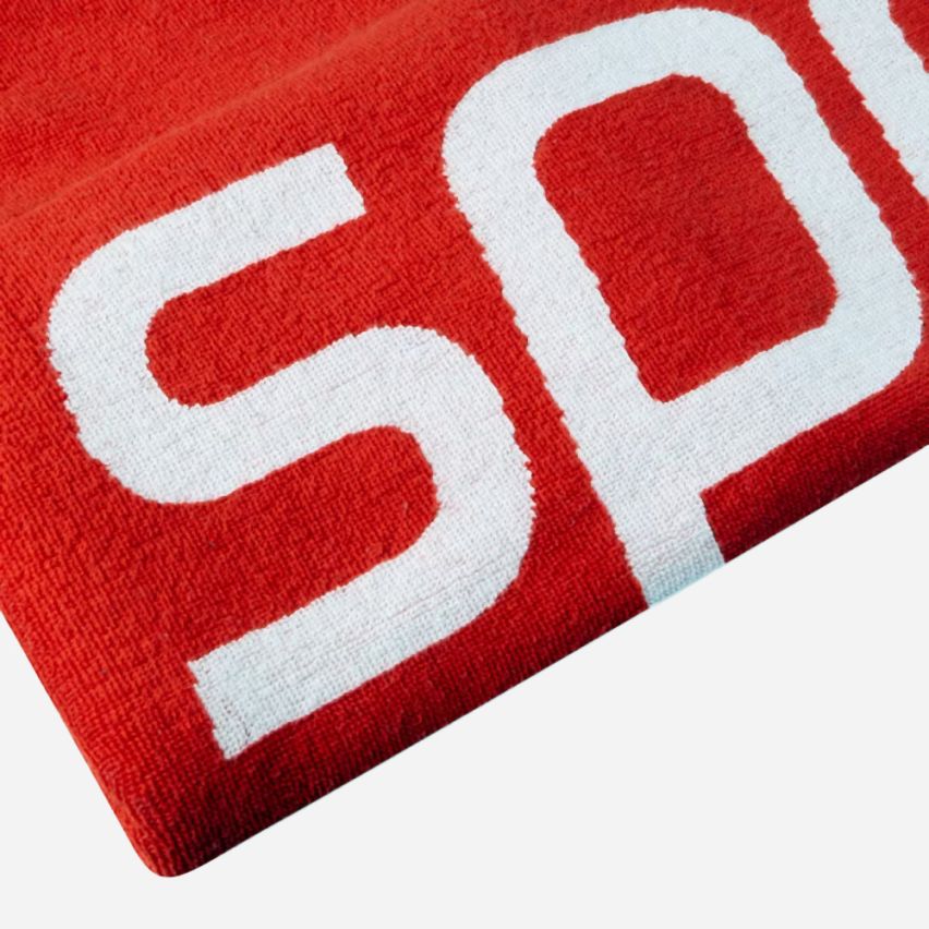 Speedo Logo Handtuch rot 75cm x 145 cm